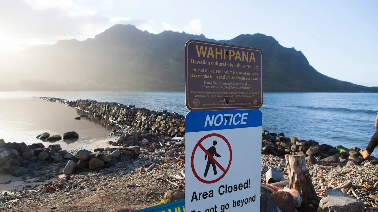 Entrance to Huilua Fish Pond from Kahana Bay on the Island of Oʻahu.