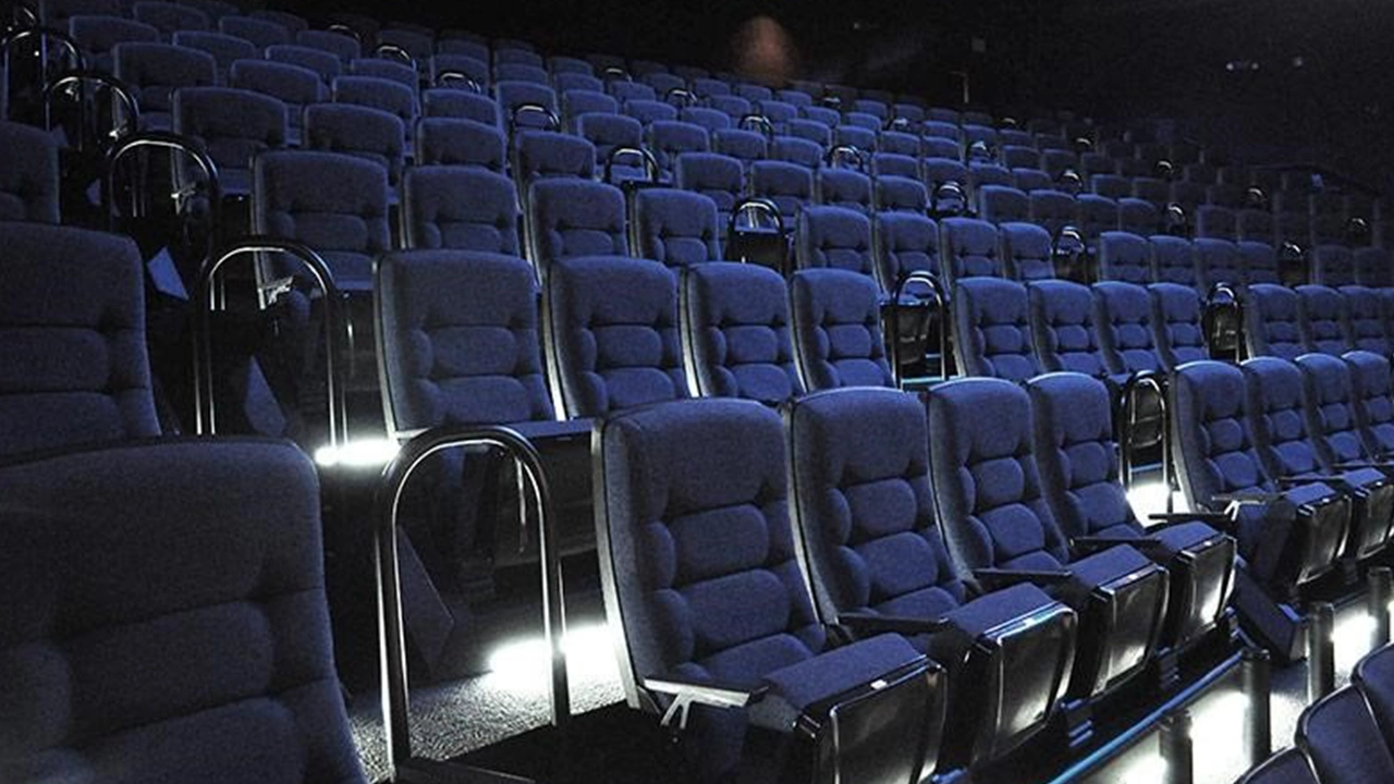 Hawaiian Journey Theater has air conditioned facilities