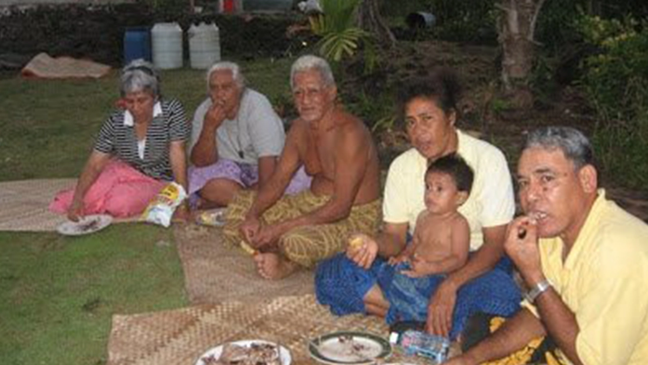 Family Dinner on Mats