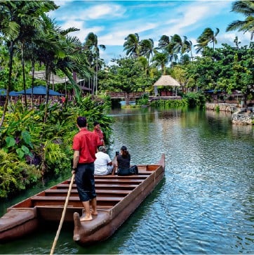 A canoe tour through Polynesia